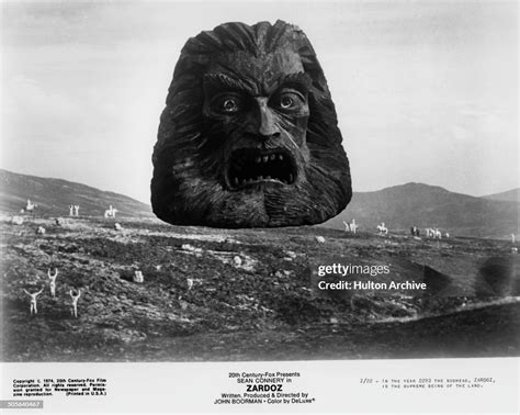 Zardoz - 1975년의 거대한 스톤 헤드와 우아한 색채 변화!